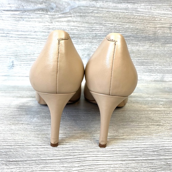 DIANE VON FURSTENBERG Pointed Toe Nude Heels 9.5 - Picture 4 of 8